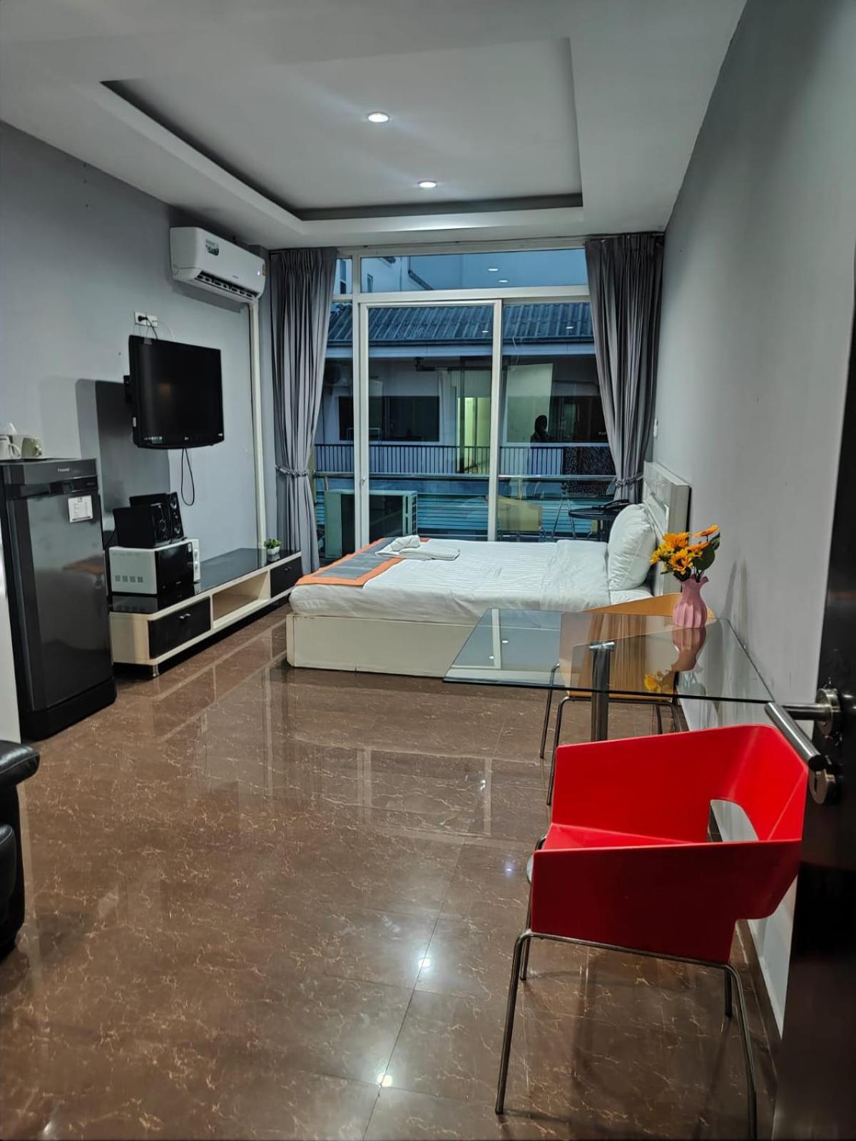 Del Mar Rooms Pattaya ภายนอก รูปภาพ